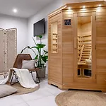וילה Luxury Adris With Heated Pool, Gym, Sauna - Split *