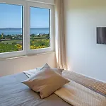 Luxury Adris With Heated Pool, Gym, Sauna - Split