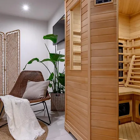 Vila Luxury Adris With Heated Pool, Gym, Sauna - Split *