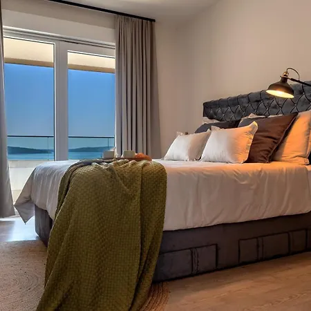 Luxury Adris With Heated Pool, Gym, Sauna - Split *
