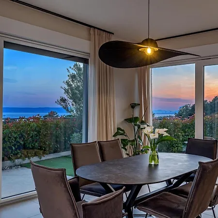 Vila Luxury Adris With Heated Pool, Gym, Sauna - Split Kaštela