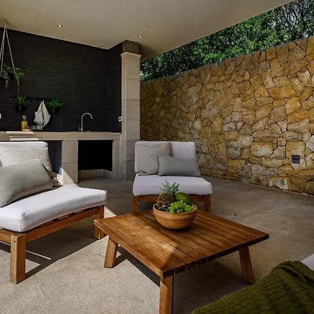 Vila Luxury Adris With Heated Pool, Gym, Sauna - Split Kaštela