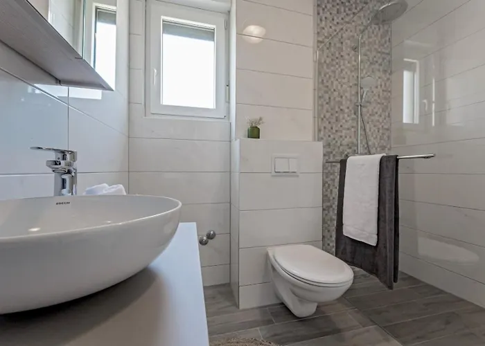 Villa Luxury Adris With Heated Pool, Gym, Sauna - Split