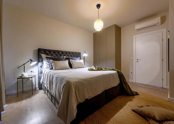 Villa Luxury Adris With Heated Pool, Gym, Sauna - Split *