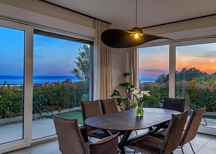 Villa Luxury Adris With Heated Pool, Gym, Sauna - Split Kaštela