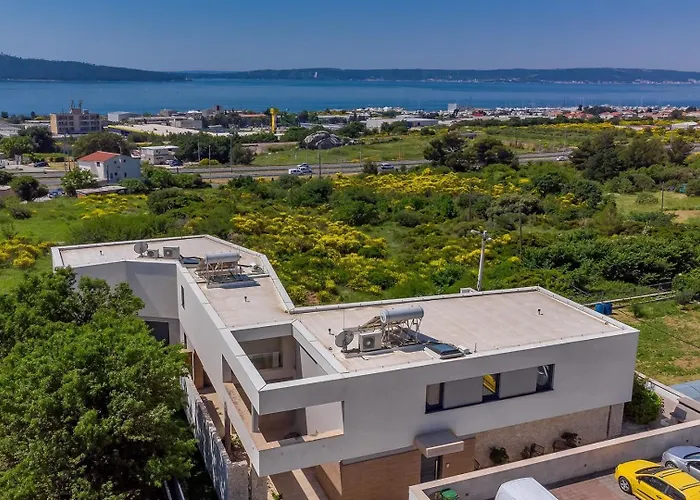 Luxury Adris With Heated Pool, Gym, Sauna - Split Villa